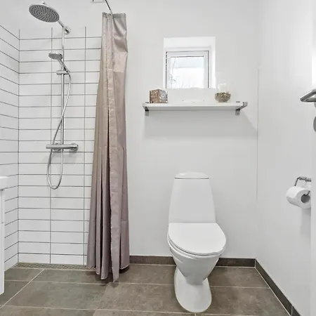 3 Bedroom Amazing In Føllenslev